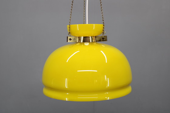 Image 1 of Hanglamp 1970 van geel glas, Tsjecho-Slowakije