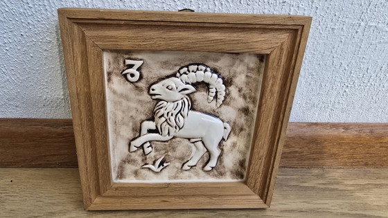 Piastrella zodiacale in ceramica vintage fatta a mano "Capricorno" di Jac. Bongaerts – Sculture, Wood (photo 5 of 10)