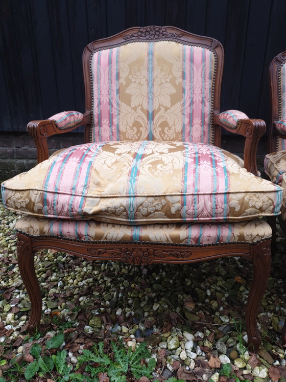 Image 1 of 2 fauteuils baroques Louis