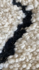 Tapis berbère authentique fait main des montagnes de l'Atlas – Laine douce et motif marocain intemporel (298 × 195 cm)