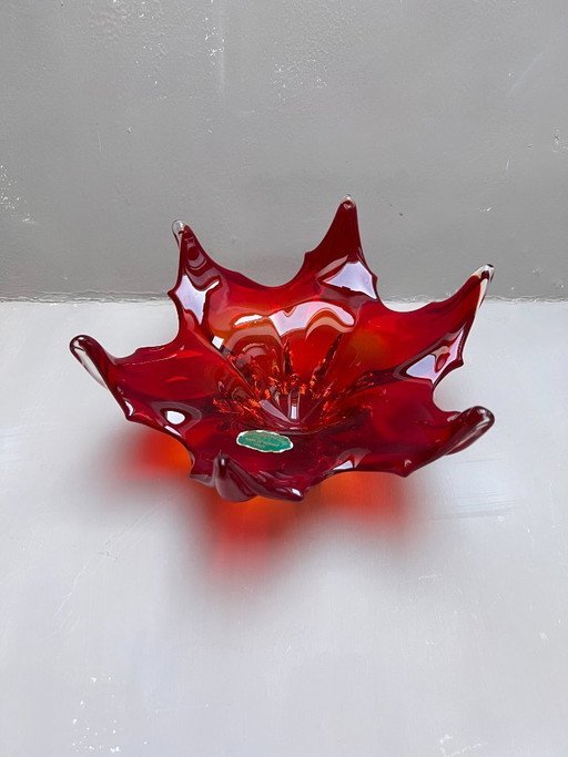 Bol vintage en verre de Murano, rouge, de forme pointue, Murano, Italie, verre d'art, style estival