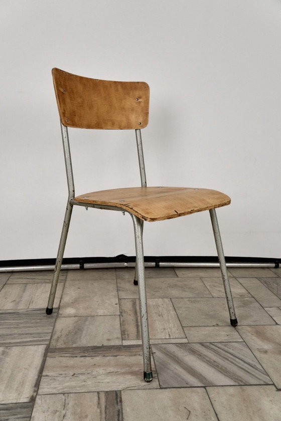 Set van 4 vintage stoelen, jaren 60, Tsjechoslowakije – Eetkamerstoelen, Wood (photo 12 of 19)