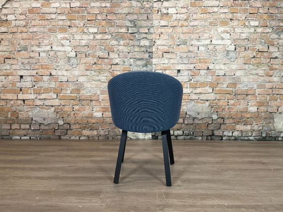 4x Arco Close – Blue-grey Fabric | Gudmundur Ludvik – Dining chairs, Textile, Wood (photo 6 of 16)
