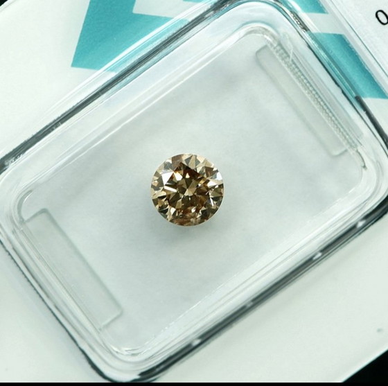 Image 1 of Diamond 0.69 with certificate
