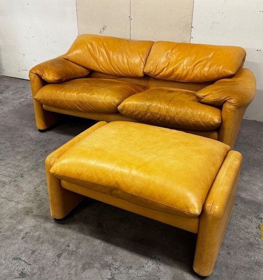 Cassina Maralunga 2 posti + poggiapiedi