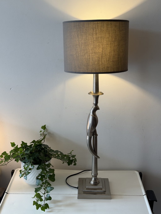 Lampada da tavolo con paralume