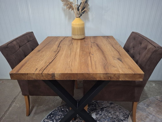 Image 1 of Robust Dining Table Made of Oak Wood 100x95 cm, New