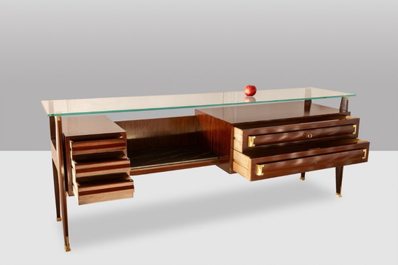Image 1 of Kommode oder Sideboard aus Palisanderholz. Italienische Handwerkskunst, 1960er Jahre.