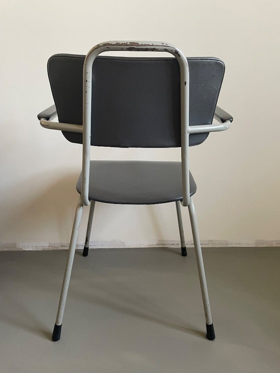 Image 1 of Vintage Stoel Met Skai Bekleding