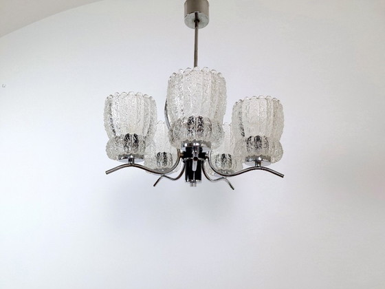 Image 1 of Suspension vintage en cristal, lustre milieu du siècle, Emi Poljcane avec cinq abat-jour en cristal