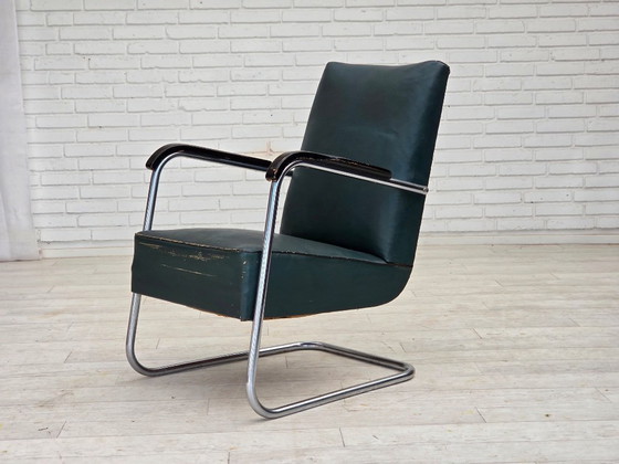 Image 1 of Fauteuil scandinave des années 1950, de style Bauhaus, en état d'origine.