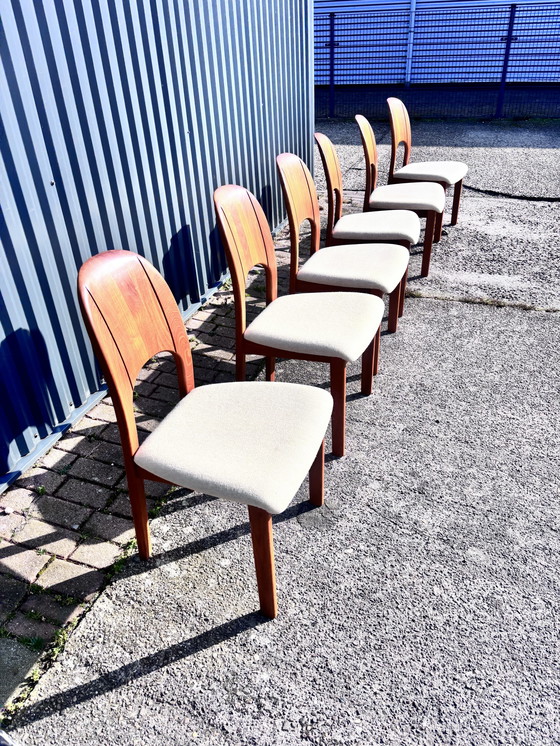 Image 1 of 6 x vintage teak deens eetkamerstoelen 