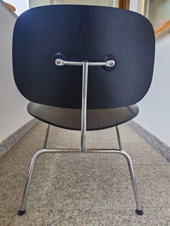 Image 1 of Vitra – Plywood Group LCM (Lounge Chair Metal), design Charles & Ray Eames