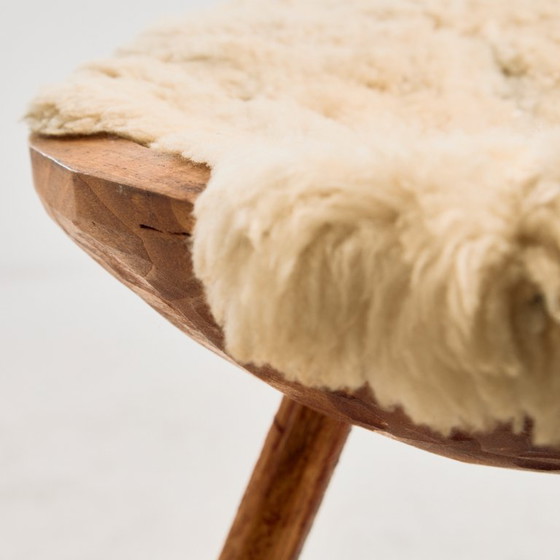 Taburete de ordeño artesanal MK11519 – Wood (photo 10 of 13)
