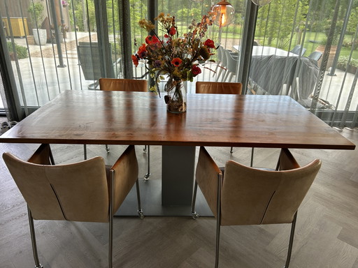 Walnut dining table by Bert Plantagie 200x100 cm