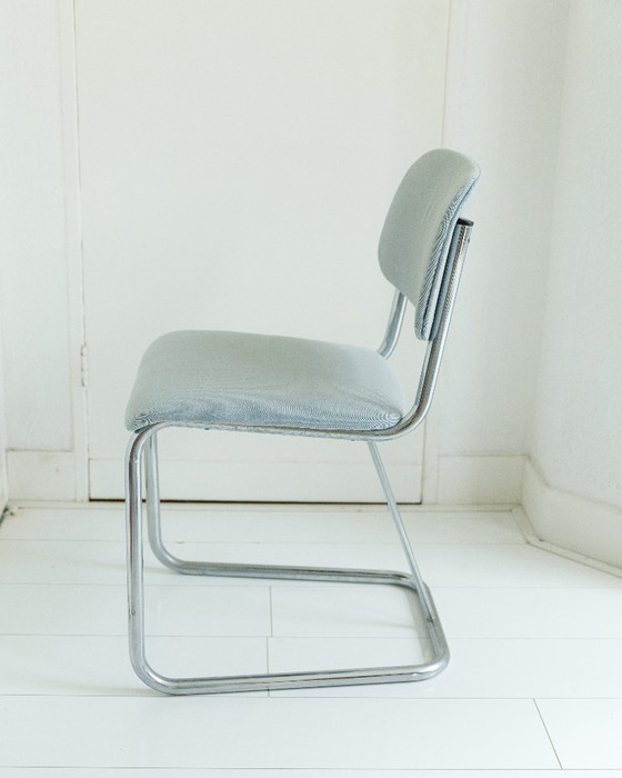 Image 1 of Chaise vintage à structure tubulaire