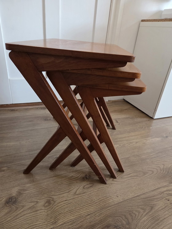 Image 1 of Vintage bijzettafels nesting tables
