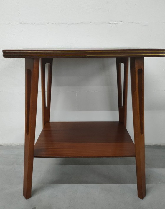 Image 1 of Table d'appoint/table à plantes unique du milieu du siècle avec incrustations de laiton (années 1960).