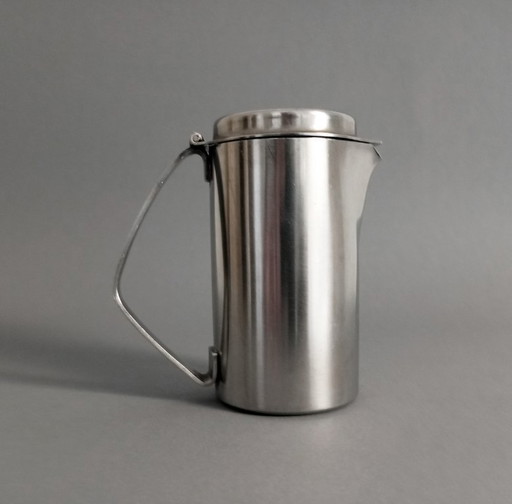 Christa Petroff-Bohne Bauhaus/Industriële koffiepot met deksel, 1965, Duitsland
