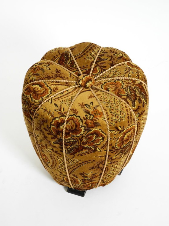 Image 1 of Originaler Pouf-Hocker von Jindrich Halabala aus dem Jahr 1958 – Hergestellt in Tschechien