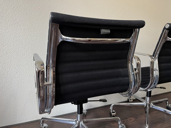Image 1 of Eames EA108 Set - Schwarz / Chrom - Vitra