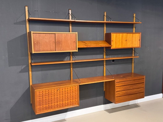 Image 1 of Wall System | Royal System | Poul Cadovius | Teak
