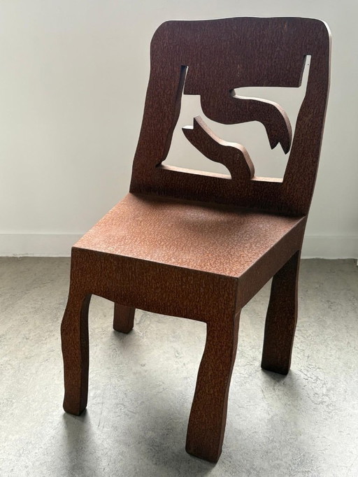 Klaas Gubbels, objet chaise en fer oxydé