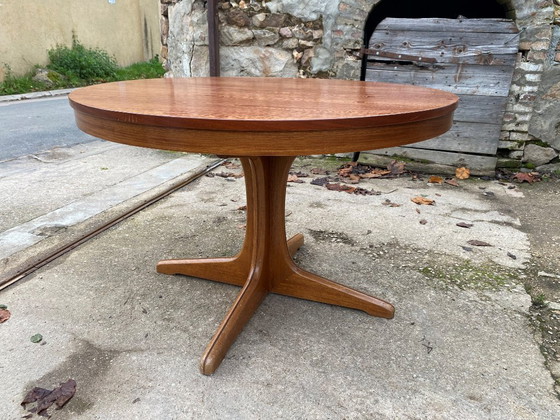 Image 1 of Scandinavian extendable round teak table, 115cm diameter, 152cm length, an70