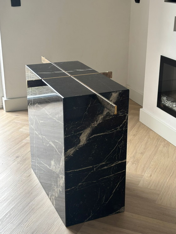 Image 1 of Table de salle à manger vintage Artedi en marbre noir
