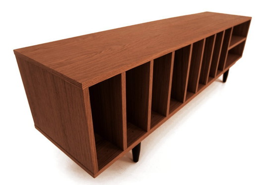 Image 1 of Vinyl kast gebeitst teak T-S09