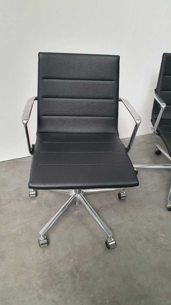 Image 1 of 4x Valea Elle 409 design office chair ICF wheels