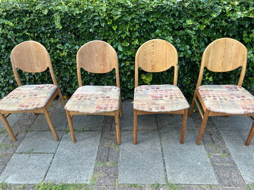 4 Vintage eettafelstoelen Deens design "Korup" goede staat