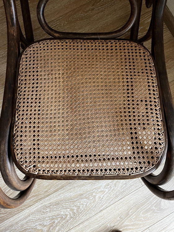 Image 1 of Sedia a dondolo antica Thonet