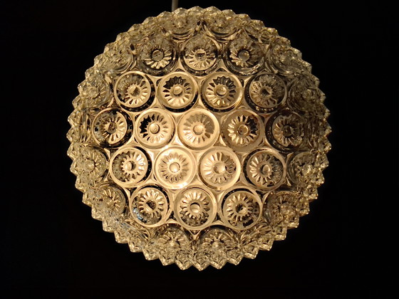 Image 1 of Plafonnier massif en verre « S » Flower des années 1970