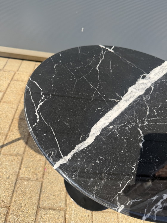 Image 1 of Knoll Tulip side table Nero Marquina marble in NEW CONDITION! Eero Saarinen