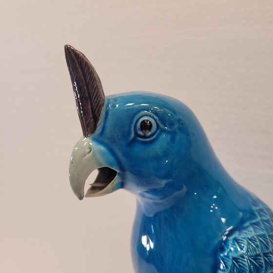 Image 1 of Escultura “Loro” En Porcelana Esmaltada, S. Xx – China