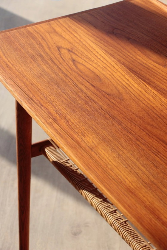 Image 1 of Tavolino da caffè vintage scandinavo in teak e rattan – Design danese degli anni '60