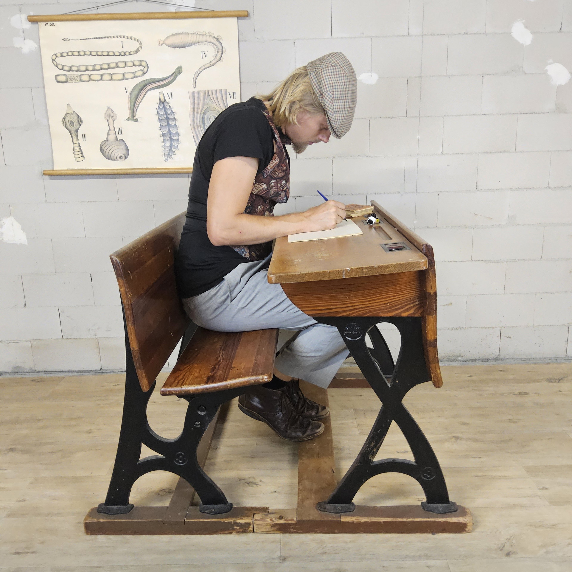 Antique lectern/ school desk (1920) cast iron De mark Breda