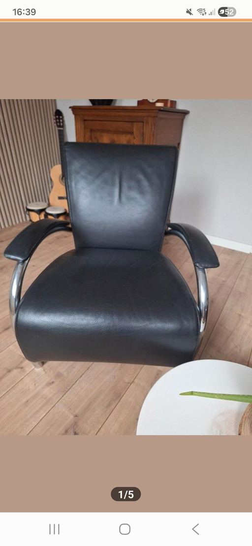 Two Molinari accademia armchairs