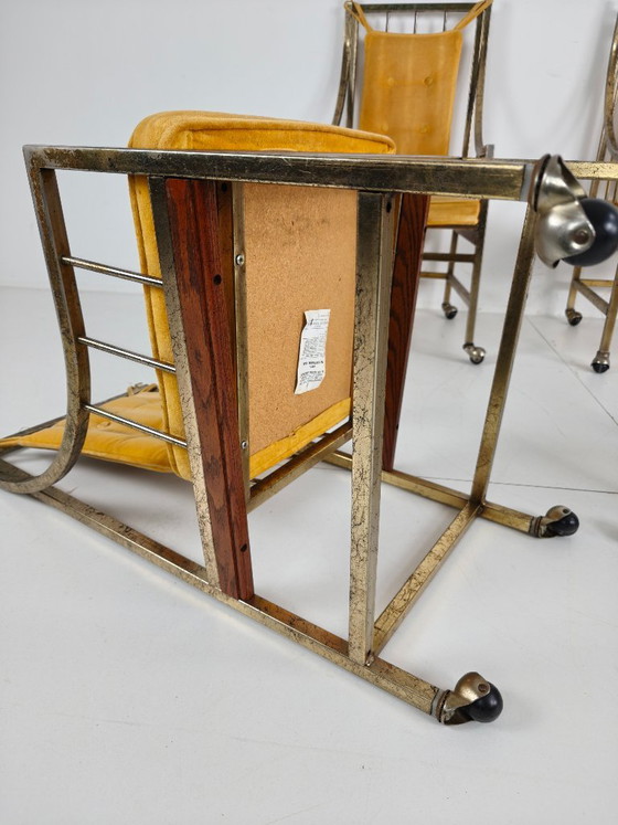 Conjunto único de sillas de comedor y salón de estilo de mediados de siglo – Doradas, fabricadas entre 1940 (photo 16 of 24)