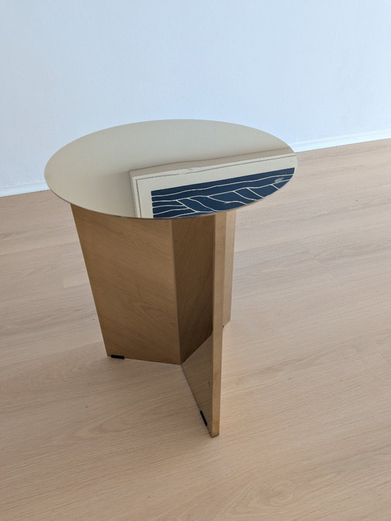Tavolo alto in ottone con fessura per fieno – HAY, Tavolini, Brass, Metal (photo 3 of 5)