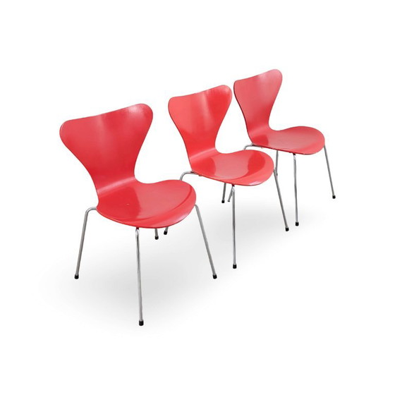 Set di 3 Sedie Originali Arne Jacobsen Serie 7 Fritz Hansen rosse, Sedie da camera, Legno, Rosso (foto 3 di 12)