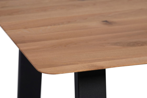 Image 1 of Bert Plantagie Wik eettafel