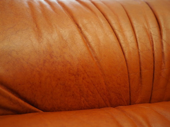 Image 1 of Red leather sofa, Italian design, 1970s, manufacturer: PelleRossi
