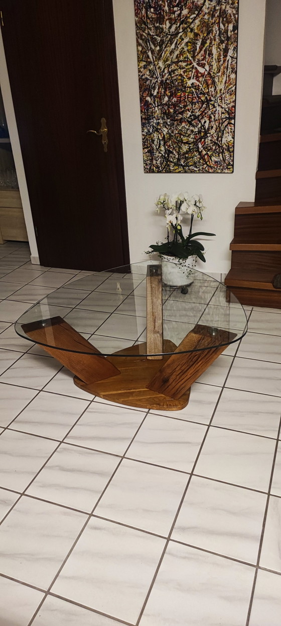 Image 1 of Couchtisch mit Glasplatte & Gestell aus
massiver Wildeiche
