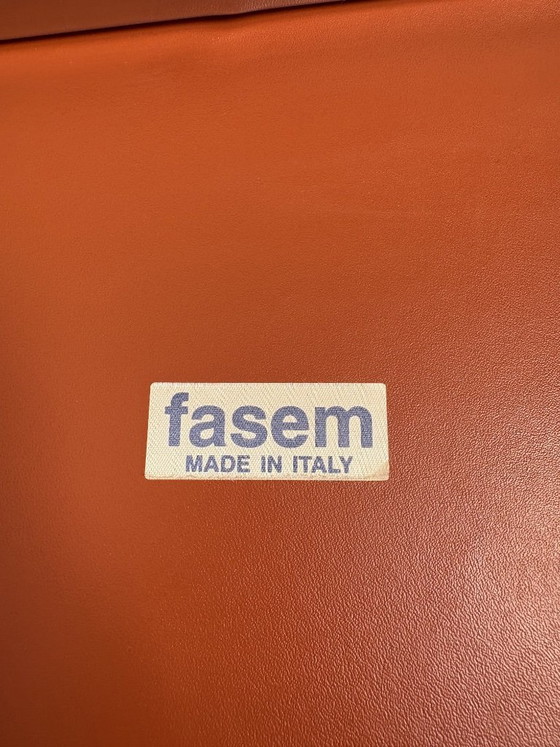 4 poltrone Fasem P40 – Sedie da pranzo, Leather, Metal (photo 9 of 9)