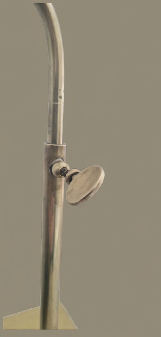 Image 1 of Lampe ancienne Laiton & Opaline - Travail moderniste années 40