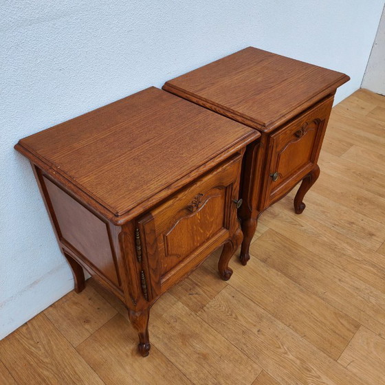 Image 1 of Set of wooden Vintage bedside tables, side tables in Queen Ann style