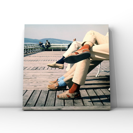Image 1 of 1 paio di scarpe Mid Century nel mazzo, 1973 | Colori anni '70 minimalisti