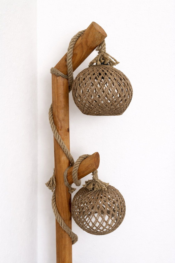 Image 1 of Lámpara de pie hecha a mano